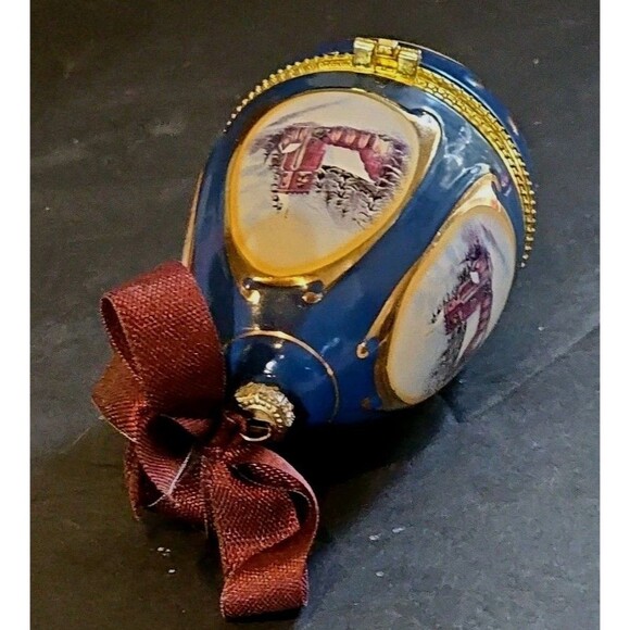 Blue Porcelain Hinged Egg Ornament Music Box Plays "Away In A Manger" Church Art - Picture 9 of 9